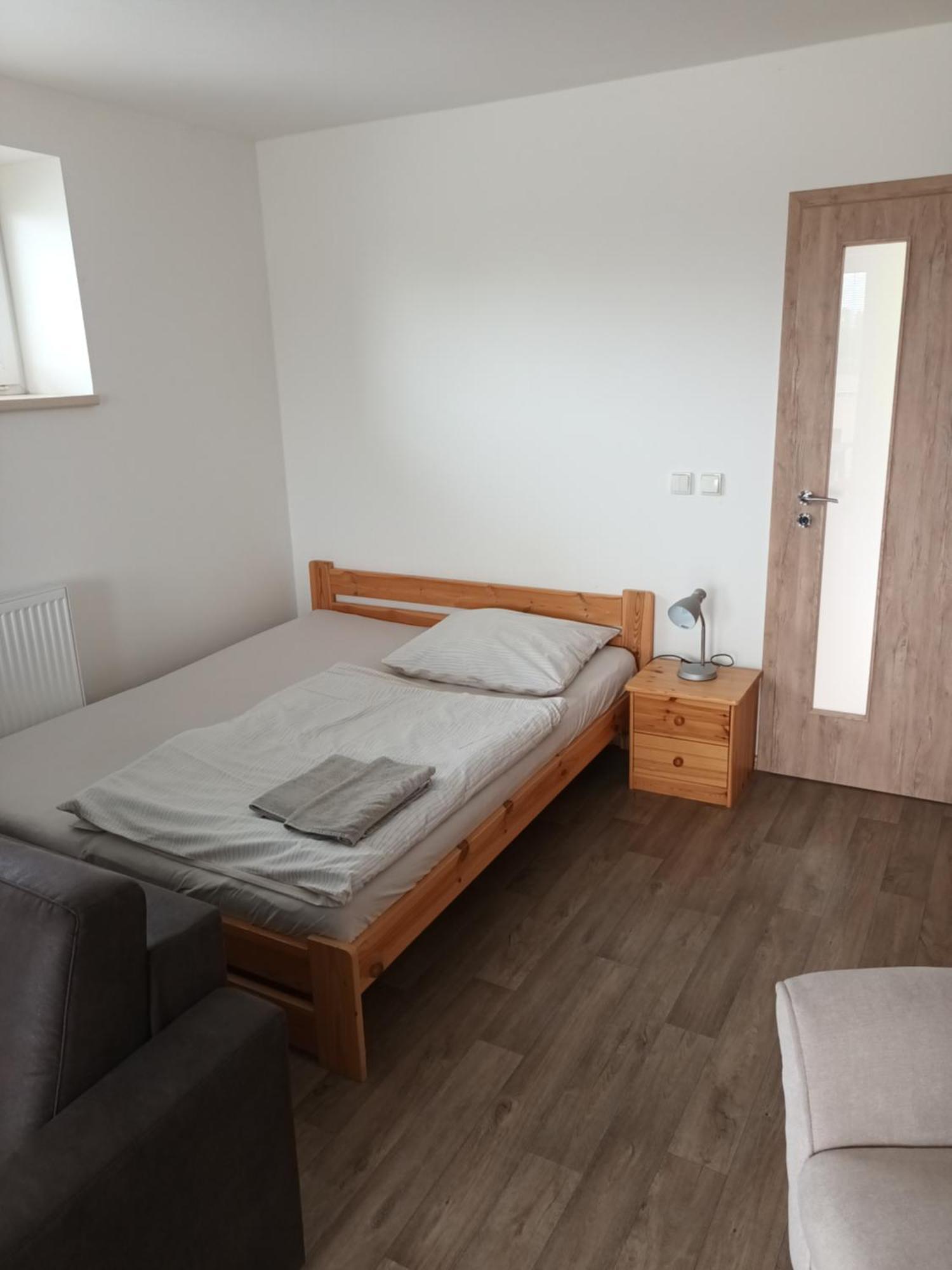 Ferienwohnung Penzion Na Samotach Jindřichův Hradec Exterior foto