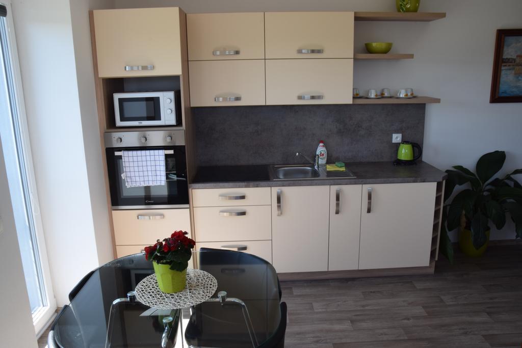 Ferienwohnung Penzion Na Samotach Jindřichův Hradec Exterior foto