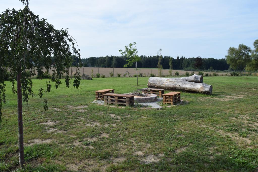 Ferienwohnung Penzion Na Samotach Jindřichův Hradec Exterior foto