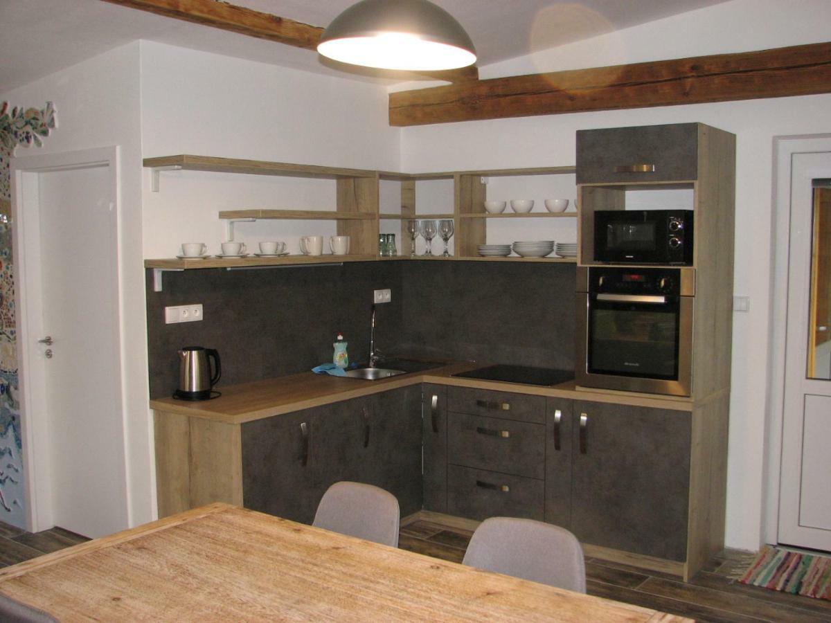 Ferienwohnung Penzion Na Samotach Jindřichův Hradec Exterior foto