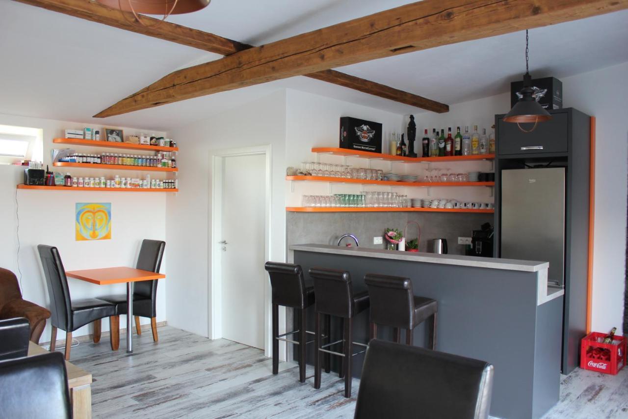 Ferienwohnung Penzion Na Samotach Jindřichův Hradec Exterior foto